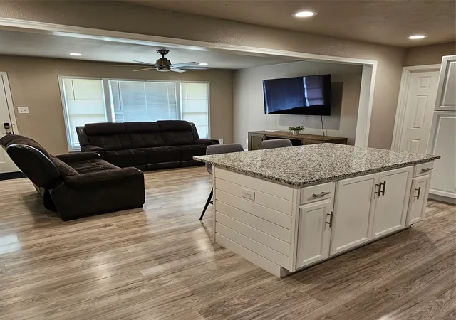 Photo 3 of Single family home for sale at 802 Brown Trl, Bedford, TX 76022 | MLS# 21292469 | Listing updated on 2026-07-31