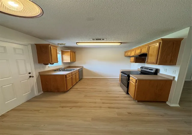 Photo 3 of Single family home for sale at 1109 N Riggins St, Anna, TX 75409 | MLS# 21293215 | Listing updated on 2026-10-07