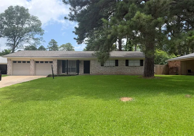 Photo 1 of Single family home for sale at 2150 Waymon St, Shreveport, LA 71118 | MLS# 21294682 | Listing updated on 2026-09-12