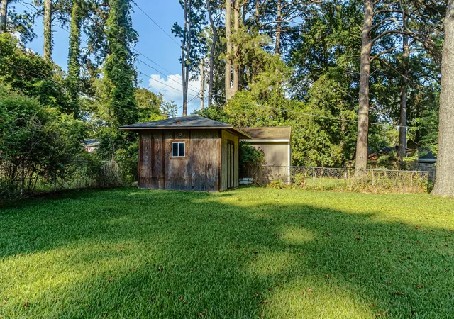 Photo 4 of Single family home for sale at 2150 Waymon St, Shreveport, LA 71118 | MLS# 21294682 | Listing updated on 2026-09-12