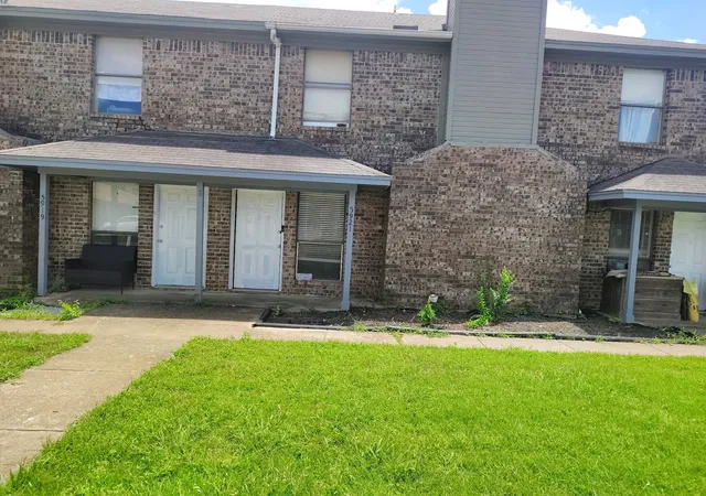 Photo 1 of Multi family home for sale at 5909 Shadydell Dr, Fort Worth, TX 76135 | MLS# 21294849 | Listing updated on 2026-09-09