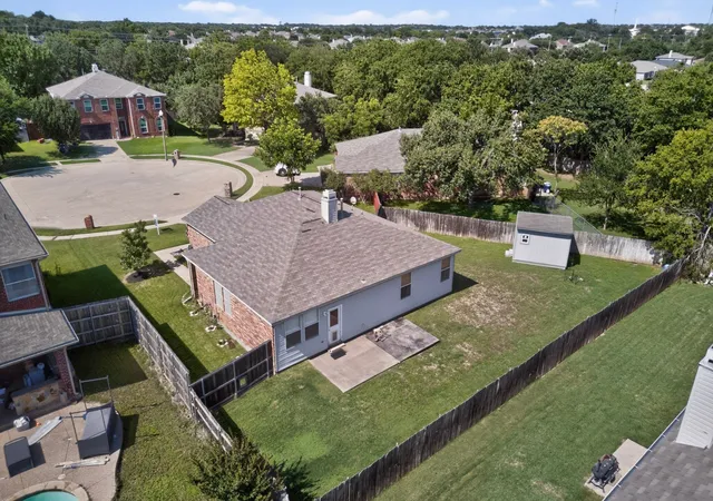 Photo 3 of Sale Pending at 1816 Marble Cove Ln, Denton, TX 76210 | MLS# 21294570 | Listing updated on 2026-09-09