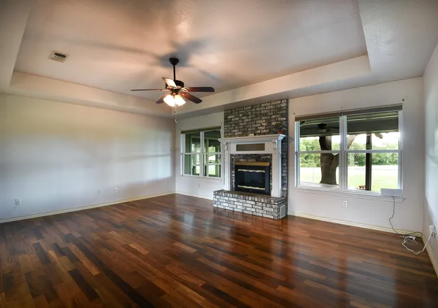 Photo 3 of Single family home for sale at 3840 Blackchamp Rd, Midlothian, TX 76065 | MLS# 21294268 | Listing updated on 2026-09-10