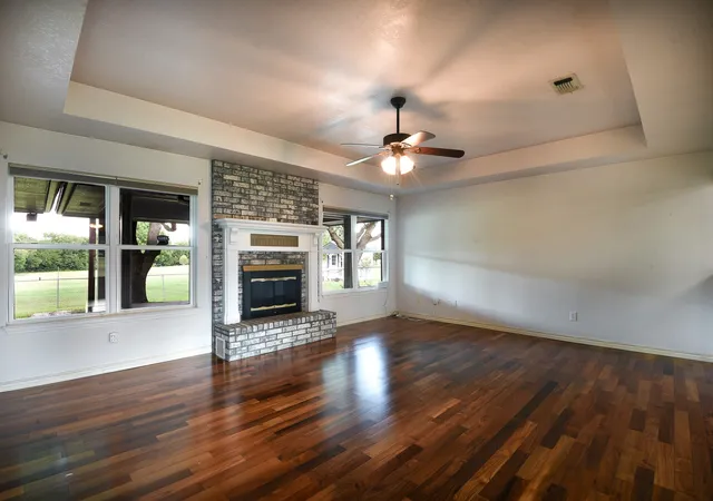 Photo 4 of Single family home for sale at 3840 Blackchamp Rd, Midlothian, TX 76065 | MLS# 21294268 | Listing updated on 2026-09-22