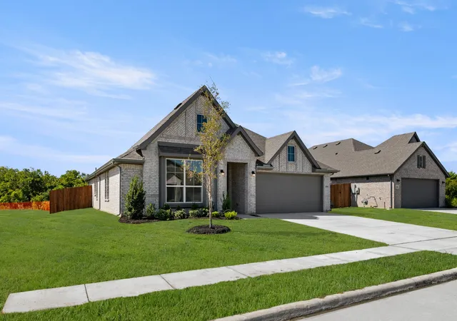 Photo 2 of Single family home for sale at 1004 Birchwood Dr Dr, Crowley, TX 76036 | MLS# 21294984 | Listing updated on 2026-09-09