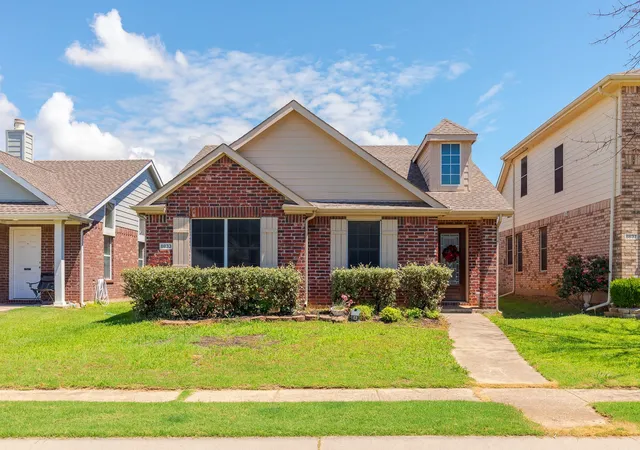 Photo 1 of Sale Pending at 8833 Wayne St, Cross Roads, TX 76227 | MLS# 21295040 | Listing updated on 2026-07-28