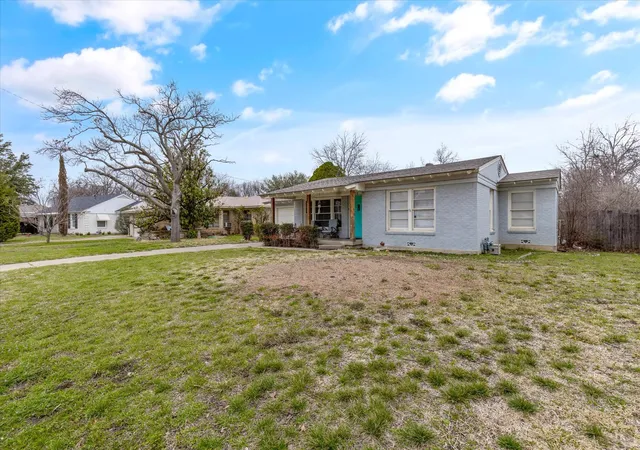 Photo 3 of Single family home for sale at 4228 Winfield Ave, Fort Worth, TX 76109 | MLS# 21294947 | Listing updated on 2026-09-08