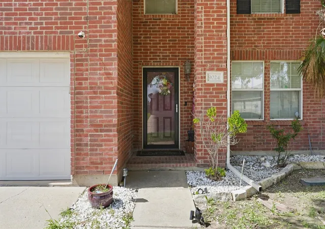 Photo 3 of Single family home for sale at 9024 Penny Ln, Fort Worth, TX 76123 | MLS# 21271929 | Listing updated on 2026-09-10