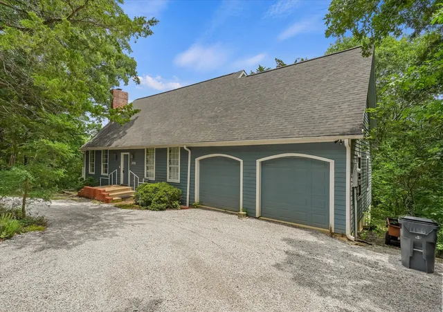 Photo 2 of Single family home for sale at 202 Fox Hollow, Pottsboro, TX 75076 | MLS# 21288618 | Listing updated on 2026-09-28