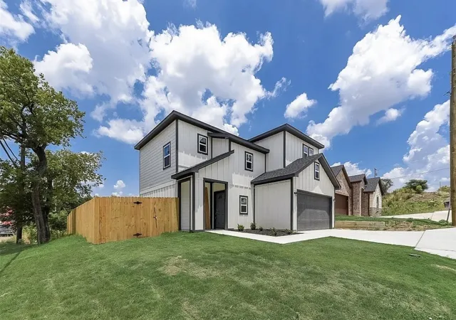 Photo 3 of Single family home for sale at 1901 Kelly St, Fort Worth, TX 76104 | MLS# 21295378 | Listing updated on 2026-09-08