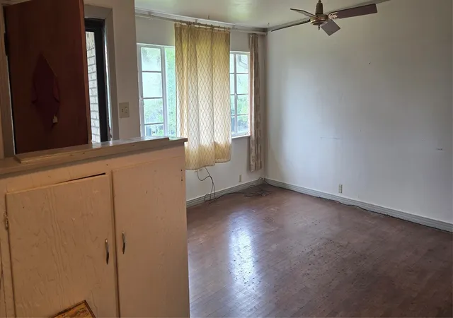 Photo 3 of Single family home for sale at 626 Kessler Blvd, Sherman, TX 75092 | MLS# 21294409 | Listing updated on 2026-09-26