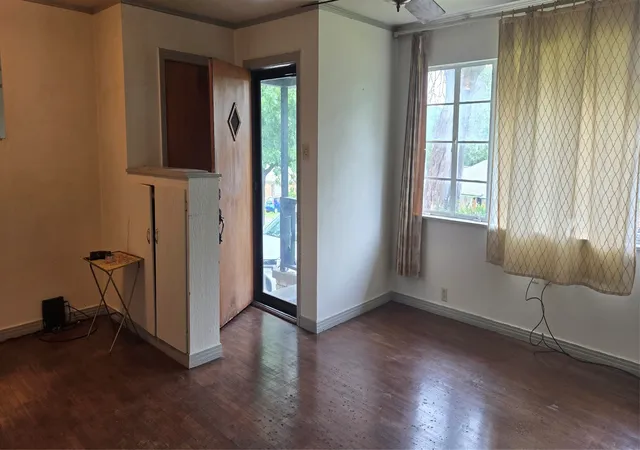 Photo 4 of Single family home for sale at 626 Kessler Blvd, Sherman, TX 75092 | MLS# 21294409 | Listing updated on 2026-09-26