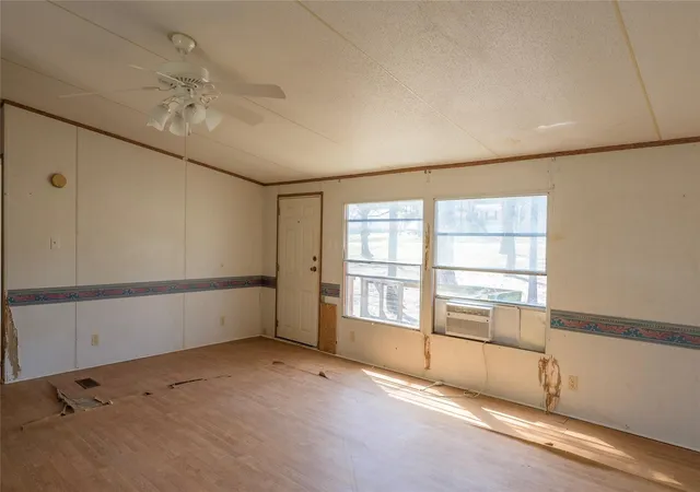 Photo 4 of Manufactured home for sale at 17256 Countrywood, Lindale, TX 75771 | MLS# 21268557 | Listing updated on 2026-09-29