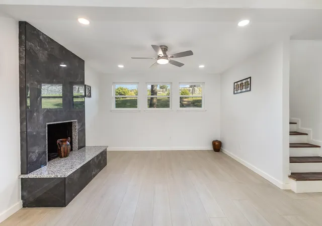 Photo 4 of Single family home for sale at 707 W Red Bird Ln, Dallas, TX 75232 | MLS# 21295192 | Listing updated on 2026-09-08
