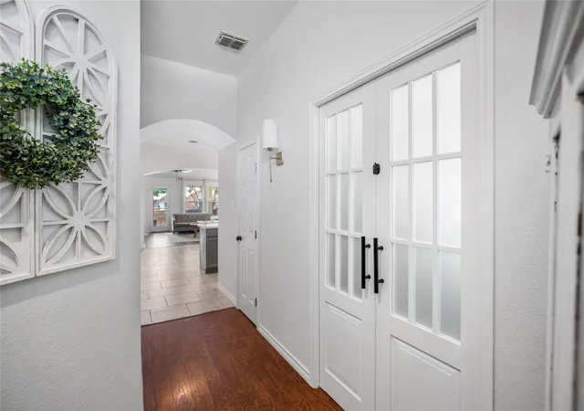 Photo 4 of Single family home for sale at 1824 Barton Springs Dr, Little Elm, TX 75068 | MLS# 21293392 | Listing updated on 2026-09-29
