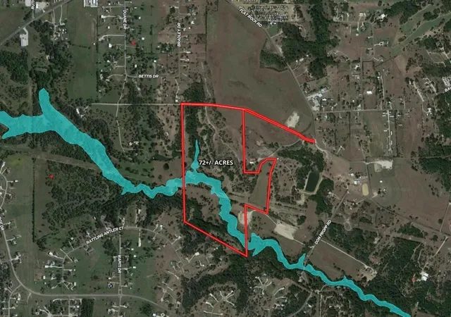 Photo 1 of Sale Pending at 1200 Flat Rock Rd, Azle, TX 76020 | MLS# 21295795 | Listing updated on 2026-10-05