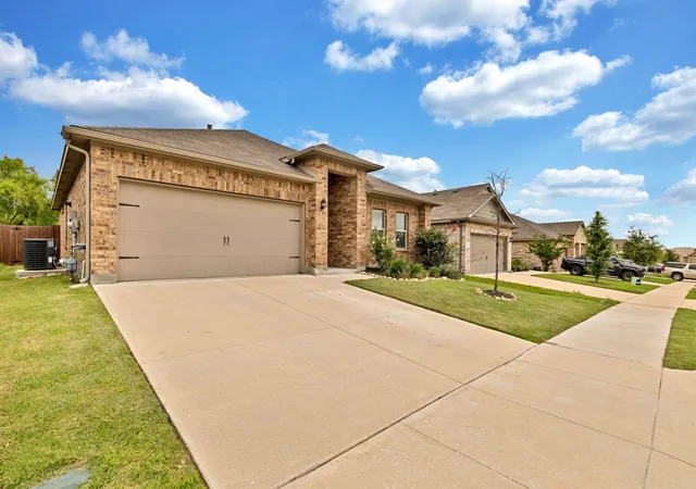 Photo 2 of Single family home for sale at 8413 Wildwest Dr, Fort Worth, TX 76131 | MLS# 21296227 | Listing updated on 2026-09-14