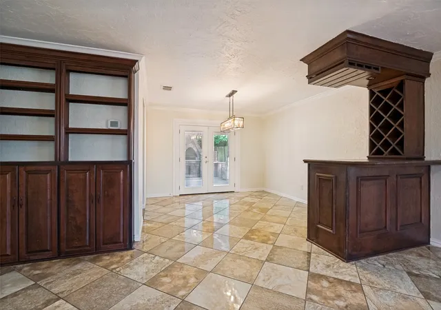 Photo 3 of Sale Pending at 628 King St, Cedar Hill, TX 75104 | MLS# 21291523 | Listing updated on 2026-08-02