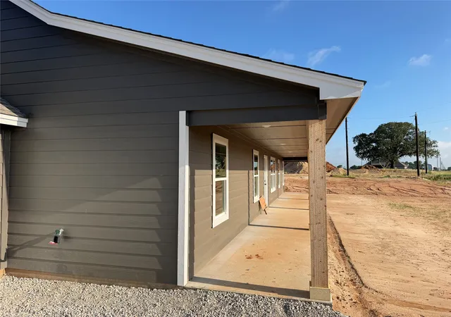 Photo 2 of Single family home for sale at 180 Altom Road, Springtown, TX 76082 | MLS# 21296254 | Listing updated on 2026-09-14