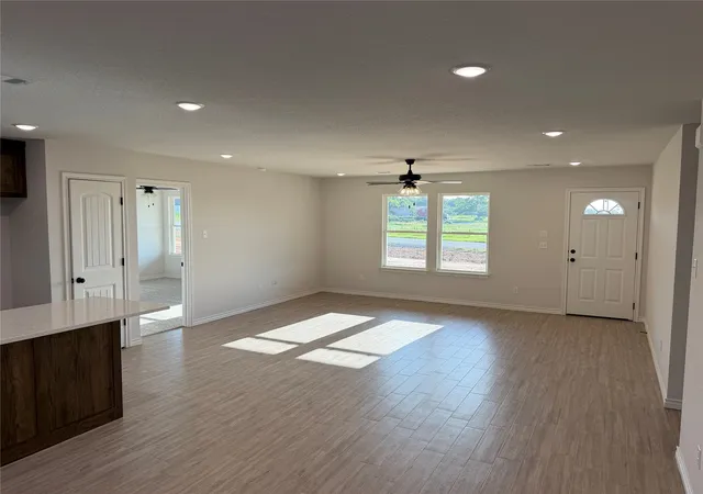 Photo 4 of Single family home for sale at 180 Altom Road, Springtown, TX 76082 | MLS# 21296254 | Listing updated on 2026-09-14