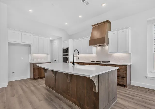 Photo 2 of Sale Pending at 1025 Pelotazo Ave, Justin, TX 76247 | MLS# 21295929 | Listing updated on 2026-09-09