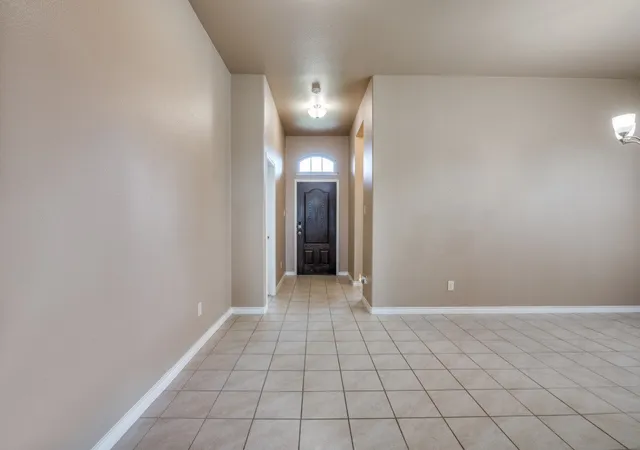 Photo 4 of Single family home for sale at 304 Amber Ln, Nevada, TX 75173 | MLS# 21295760 | Listing updated on 2026-09-21