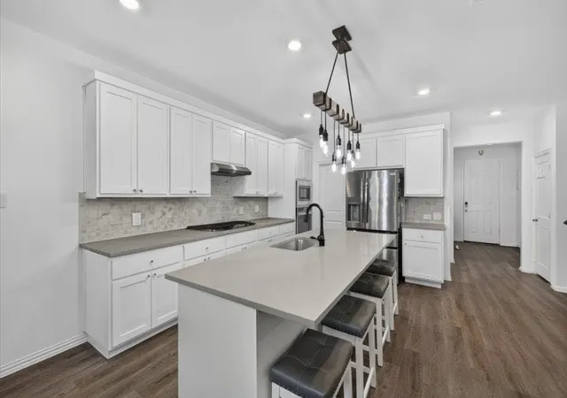 Photo 2 of Sale Pending at 1748 Everglades Dr, Forney, TX 75126 | MLS# 21297002 | Listing updated on 2026-10-06
