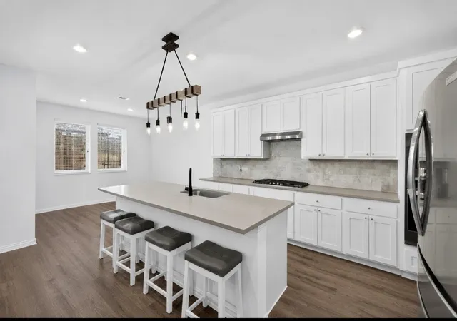 Photo 3 of Sale Pending at 1748 Everglades Dr, Forney, TX 75126 | MLS# 21297002 | Listing updated on 2026-10-06