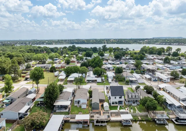 Photo 2 of Sale Pending at 6619 Dayla Ct, Granbury, TX 76049 | MLS# 21294866 | Listing updated on 2026-09-14