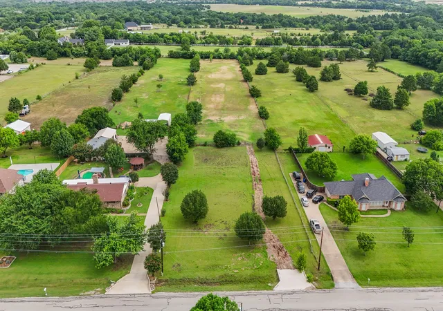 Land for sale at 222 Lariat Trl, Ovilla, TX 75154 | MLS# 21292915