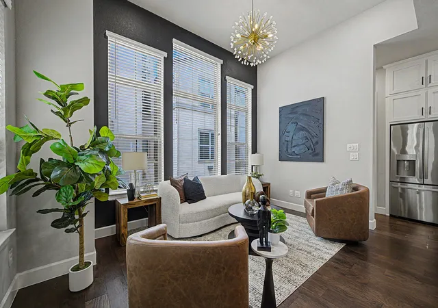 Photo 4 of Single family home for sale at 5152 Brickellia Dr, Dallas, TX 75209 | MLS# 21296978 | Listing updated on 2026-09-14