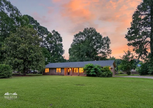 Photo 1 of Sale Pending at 193 5th Ave, Sibley, LA 71073 | MLS# 21296272 | Listing updated on 2026-09-24