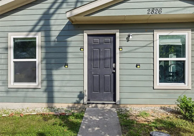 Photo 3 of Sale Pending at 2826 Marburg St, Dallas, TX 75215 | MLS# 21296589 | Listing updated on 2026-09-09