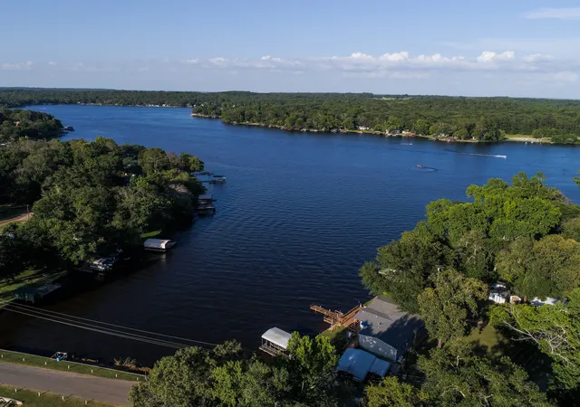 Photo 33 of Single family home for sale at 704 Callender Lake Dr, Murchison, TX 75778 | MLS# 21297196 | Listing updated on 2026-08-01