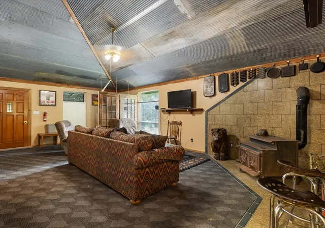 Photo 3 of Single family home for sale at 7144 River Trail, Weatherford, TX 76087 | MLS# 21297266 | Listing updated on 2026-07-28