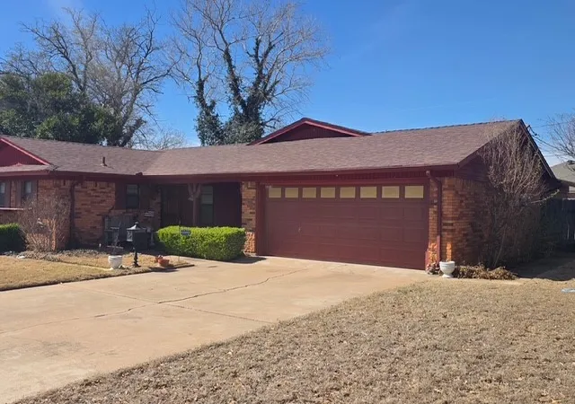 Photo 3 of Single family home for sale at 810 S Preston Rd, Burkburnett, TX 76354 | MLS# 21275503 | Listing updated on 2026-09-14