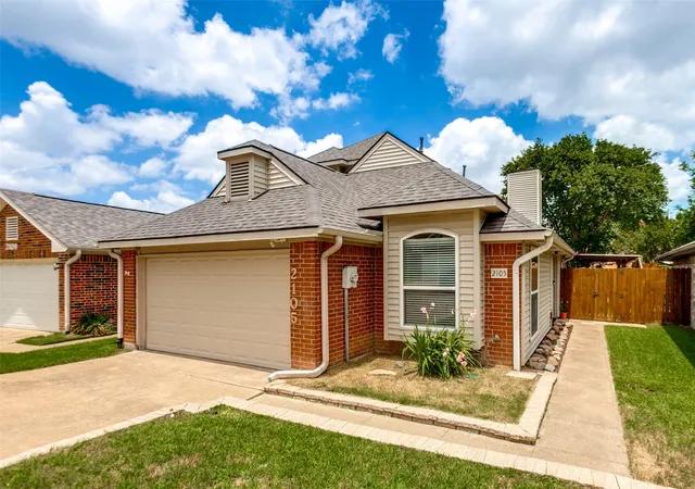 Photo 2 of Sale Pending at 2105 Glen Heights Dr, Garland, TX 75044 | MLS# 21298009 | Listing updated on 2026-09-11