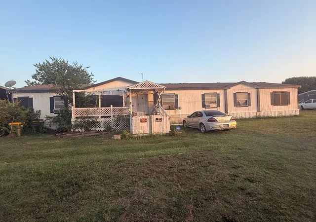 Photo 2 of Manufactured home for sale at 3609 Wild Horse Ln, Joshua, TX 76058 | MLS# 21296844 | Listing updated on 2026-09-10