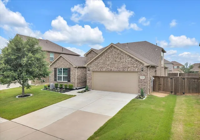 Photo 1 of Single family home for sale at 3210 S Linham Dr, Venus, TX 76084 | MLS# 21298219 | Listing updated on 2026-09-15
