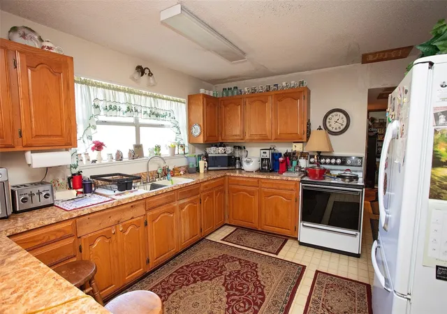 Photo 4 of Sale Pending at 1115 Old Jacksboro Rd, Graham, TX 76450 | MLS# 21297960 | Listing updated on 2026-10-07