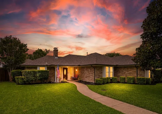 Photo 1 of Single family home for sale at 107 Becky Ln, Rockwall, TX 75087 | MLS# 21297902 | Listing updated on 2026-09-12