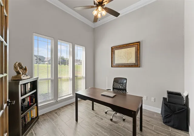 Photo 3 of Single family home for sale at 1055 Meadow Wood Ter, Azle, TX 76020 | MLS# 21294878 | Listing updated on 2026-09-27