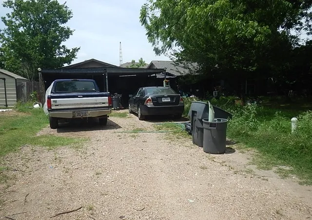 Photo 2 of Sale Pending at 319 Church Ave, Waco, TX 76706 | MLS# 21297915 | Listing updated on 2026-09-08