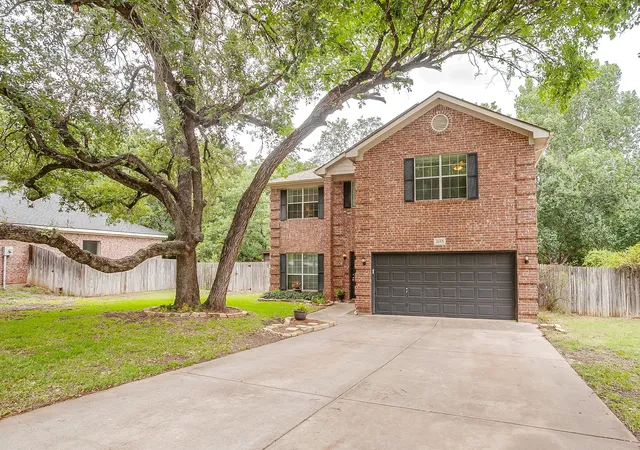 Photo 1 of Single family home for sale at 2137 Country Brook Dr, Weatherford, TX 76087 | MLS# 21291615 | Listing updated on 2026-09-14