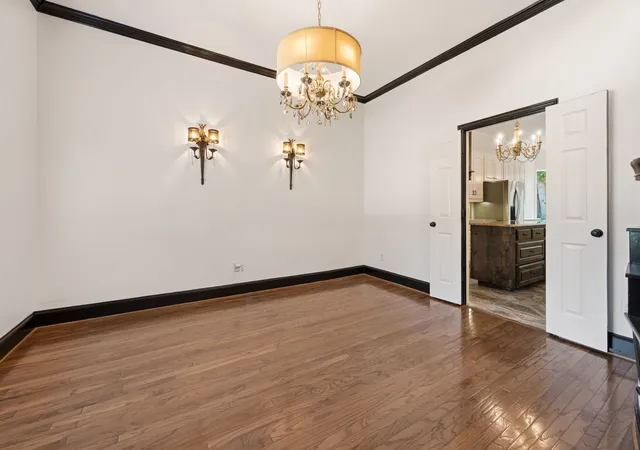 Photo 4 of Single family home for sale at 820 Glen Garry Dr, Flower Mound, TX 75022 | MLS# 21291345 | Listing updated on 2026-09-18