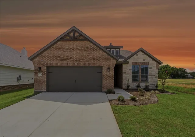 Photo 1 of Single family home for sale at 1224 Colca Dr, Springtown, TX 76082 | MLS# 21297173 | Listing updated on 2026-09-09