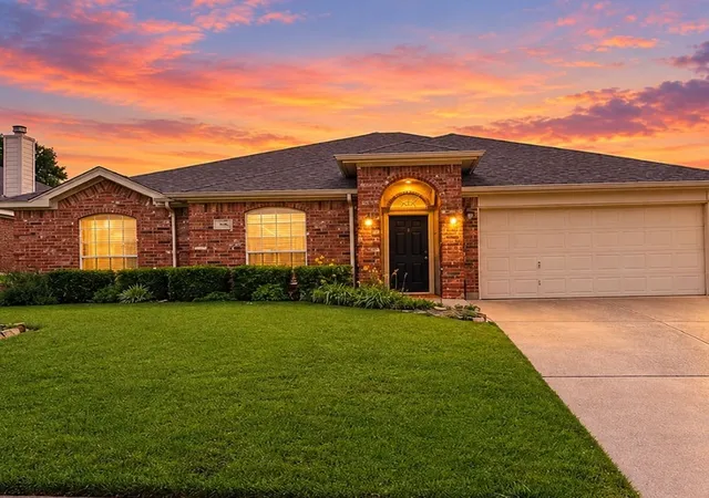 Photo 1 of Single family home for sale at 1100 Linden Dr, Burleson, TX 76028 | MLS# 21298594 | Listing updated on 2026-09-15