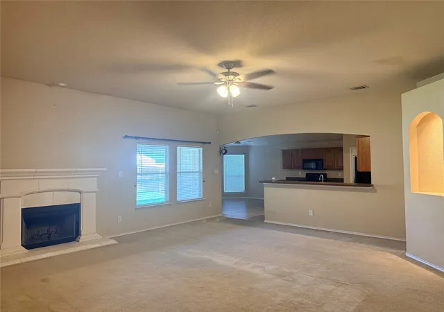 Photo 4 of Single family home for sale at 1100 Linden Dr, Burleson, TX 76028 | MLS# 21298594 | Listing updated on 2026-09-15