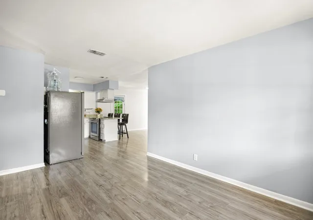 Photo 4 of Single family home for sale at 401 Langley Ave, Fort Worth, TX 76140 | MLS# 21299029 | Listing updated on 2026-09-11