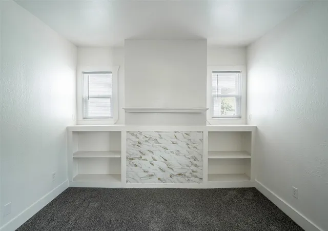 Photo 3 of Single family home for sale at 924 E Leuda St, Fort Worth, TX 76104 | MLS# 21298894 | Listing updated on 2026-07-30